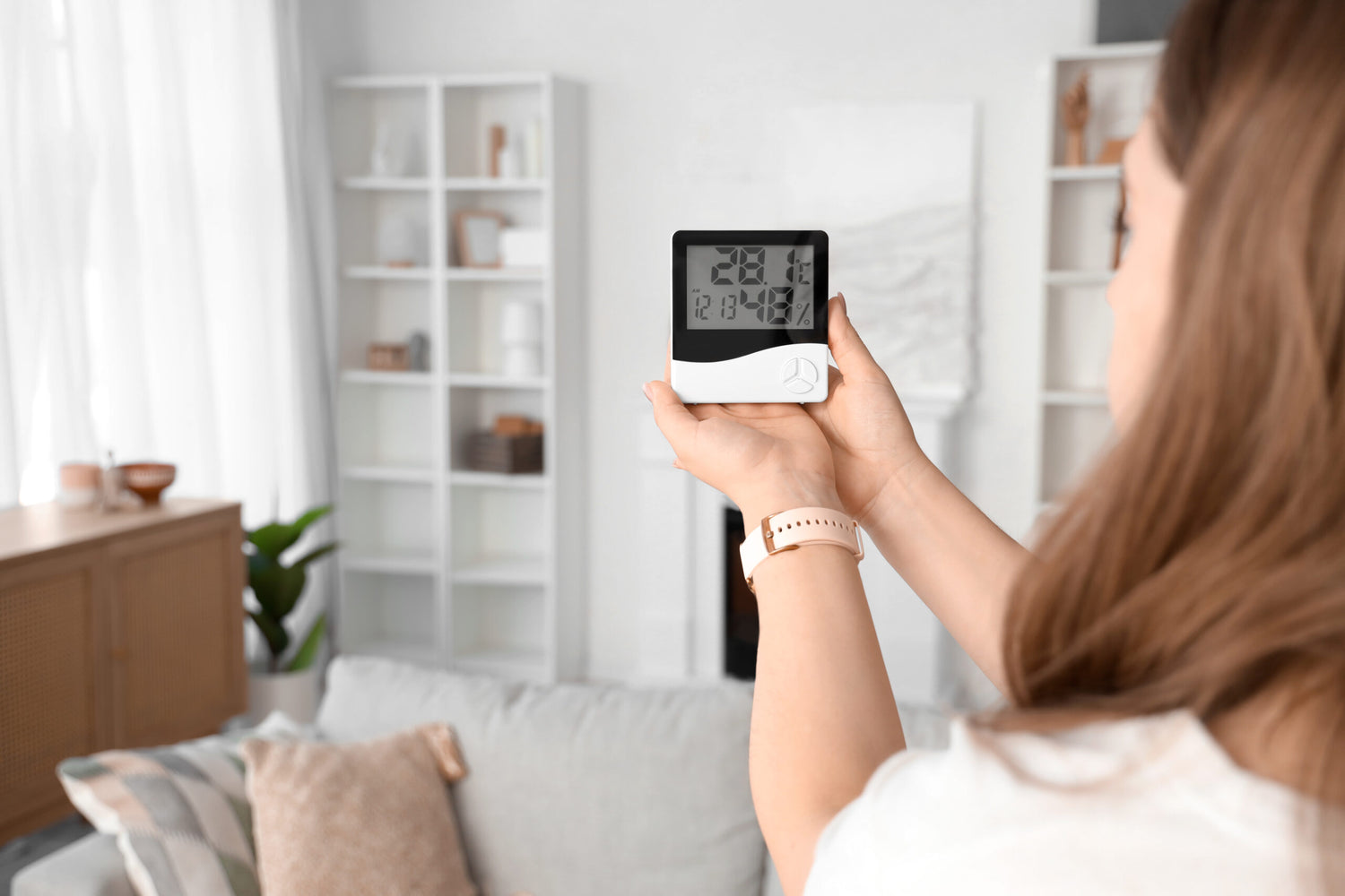 DIY Home Air Quality Test: How to Check if Your Home Needs a HYLA
