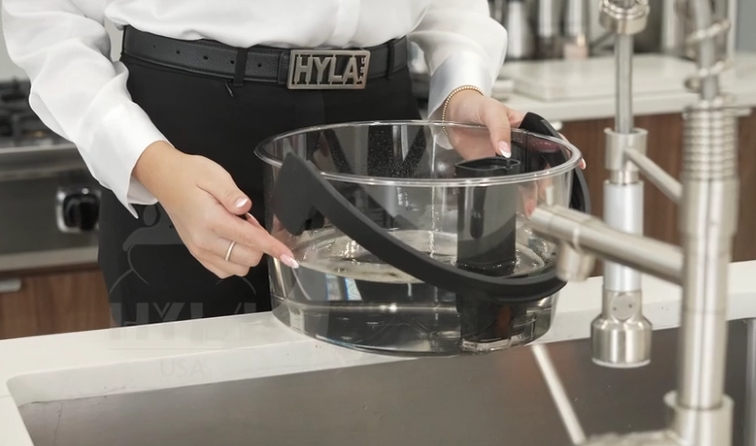When to Replace Your HYLA Water Pan